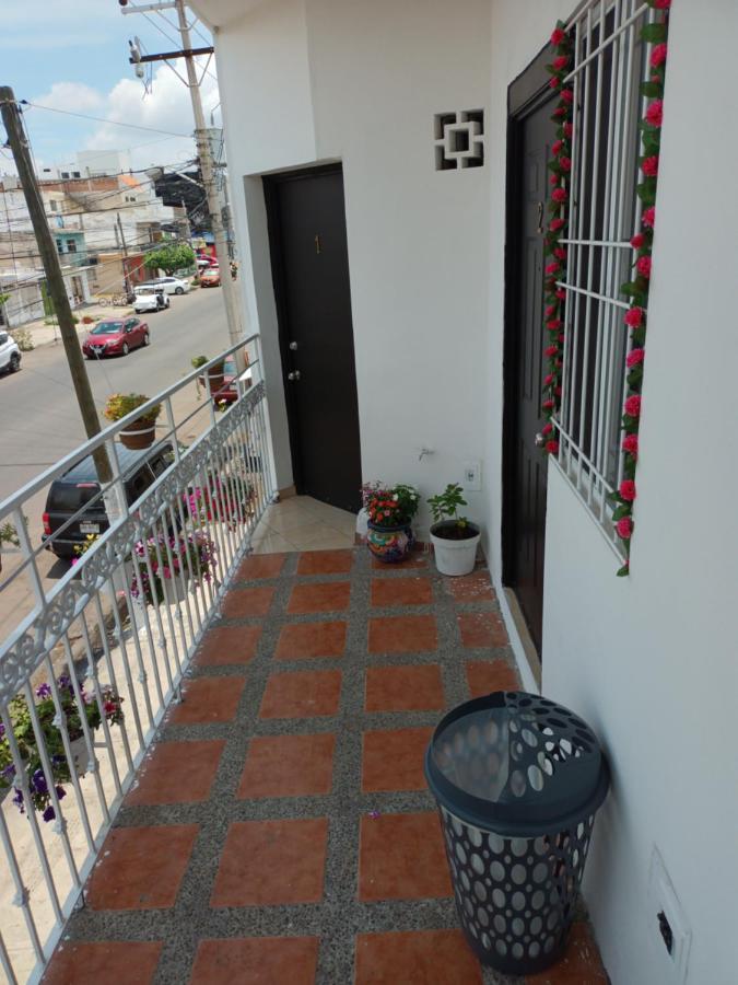 Posada De Lucy Aparthotel Mazatlan Exterior photo